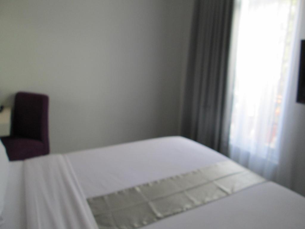 Vio Surapati Bandung Hotel Phòng bức ảnh